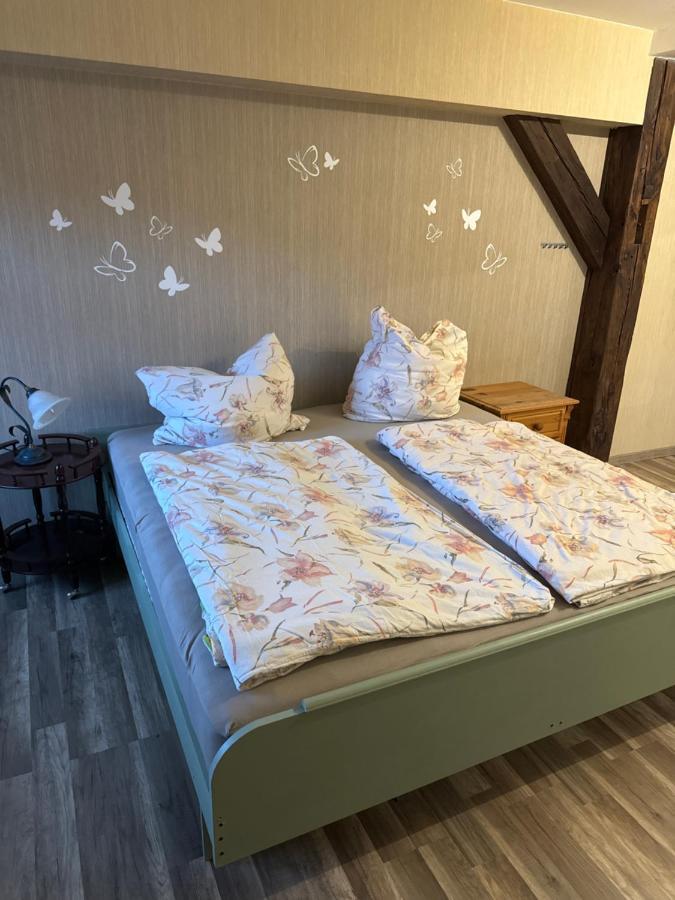 Zimmer In Tangermuender Innenstadt Exterior foto